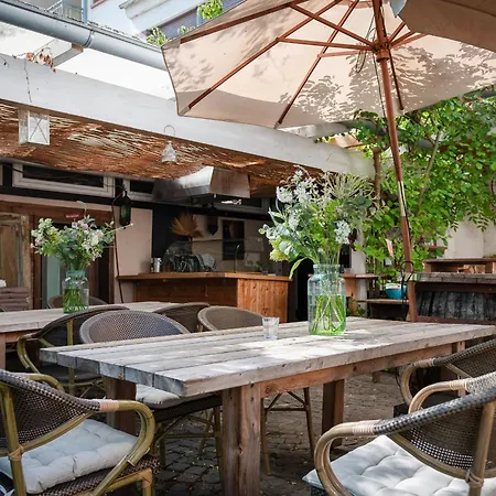 Kaffee&kissen - Boutique Am Rhein 3*