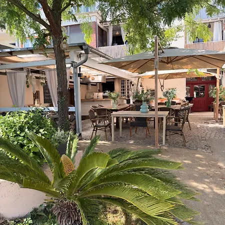 Bed & Breakfast Kaffee&kissen - Boutique Am Rhein 3*