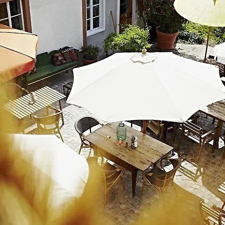 Kaffee&kissen - Boutique Am Rhein فندق مبيت وإفطار فينكل اوستريش